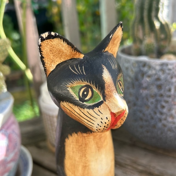 Vintage Wooded Hand Carved And Painted Folk Art Cat W Child Indonesia 10.5"x2.5" - Picture 3 of 16
